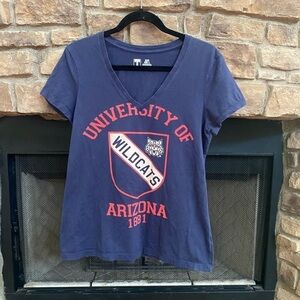 University of Arizona vintage look v-neck T-shirt. Size large